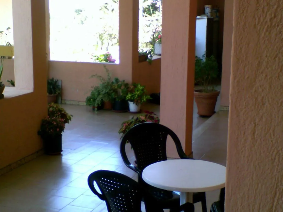 Hotel La Vela فاليدوريا