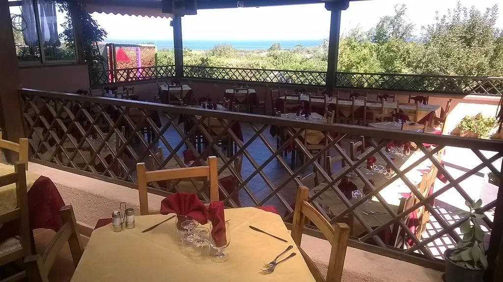 Hotel La Vela فاليدوريا 2*,  إيطاليا