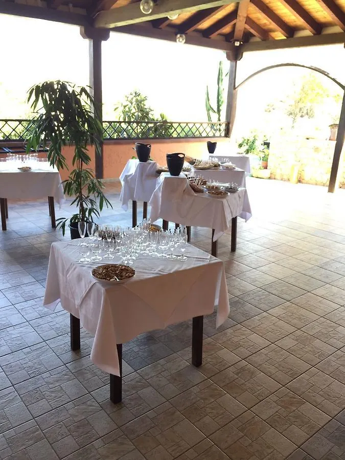 Hotel La Vela فاليدوريا 2*,  إيطاليا