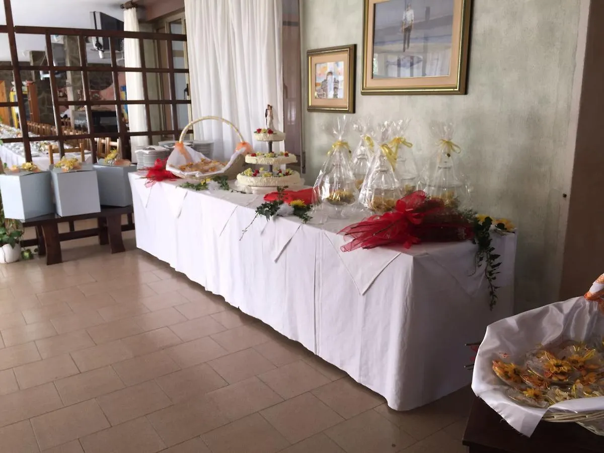 Hotel La Vela فاليدوريا