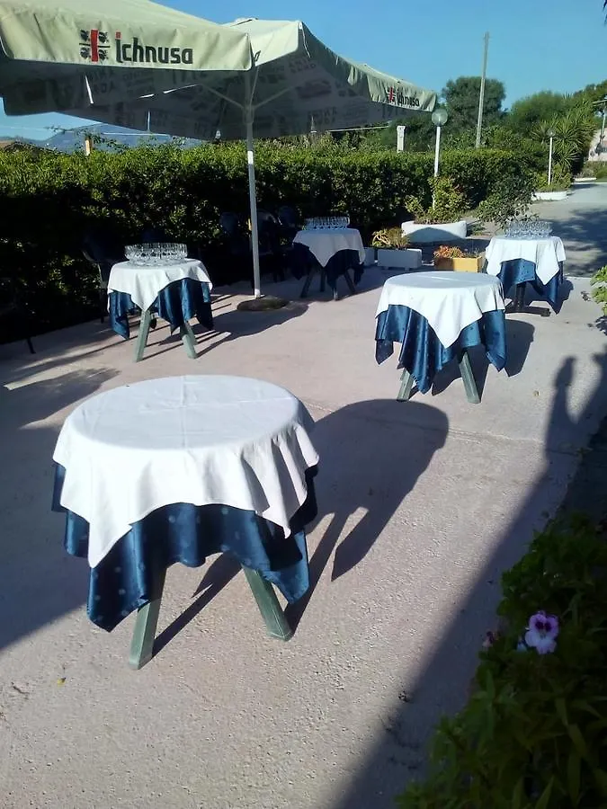 Hotel La Vela فاليدوريا 2*,