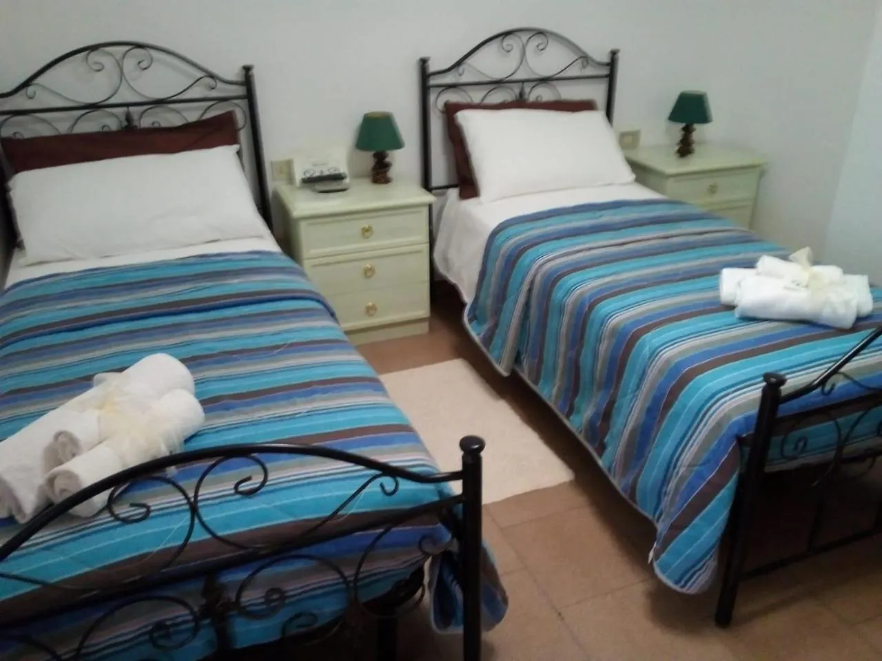 Hotel La Vela فاليدوريا