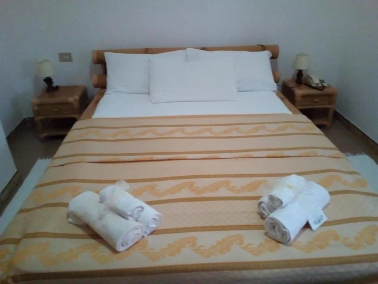 Hotel La Vela فاليدوريا