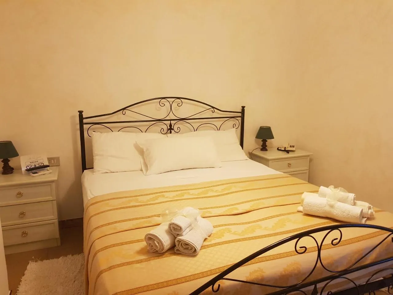 Hotel La Vela فاليدوريا 2*,